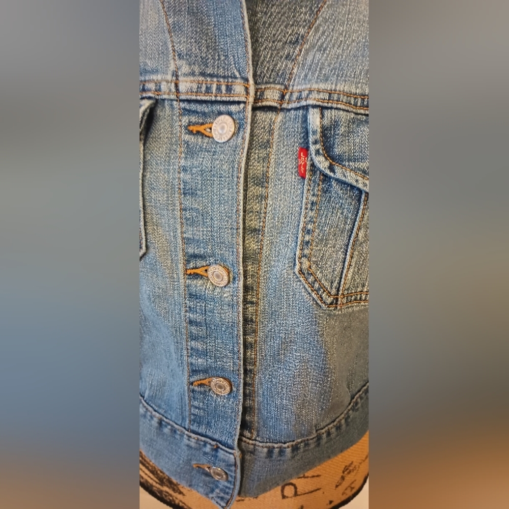 Levis denim jacket - Picture 3 of 12